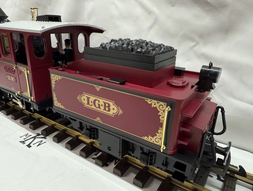 LGB 2217D Steam Locomotive and Powered Tender Red G Scale Rare Item - Image 3 of 4