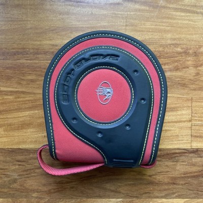 VTG BODY GLOVE CD/DVD/ GAMES STORAGE CASE 32 Disk Capacity Red/Black