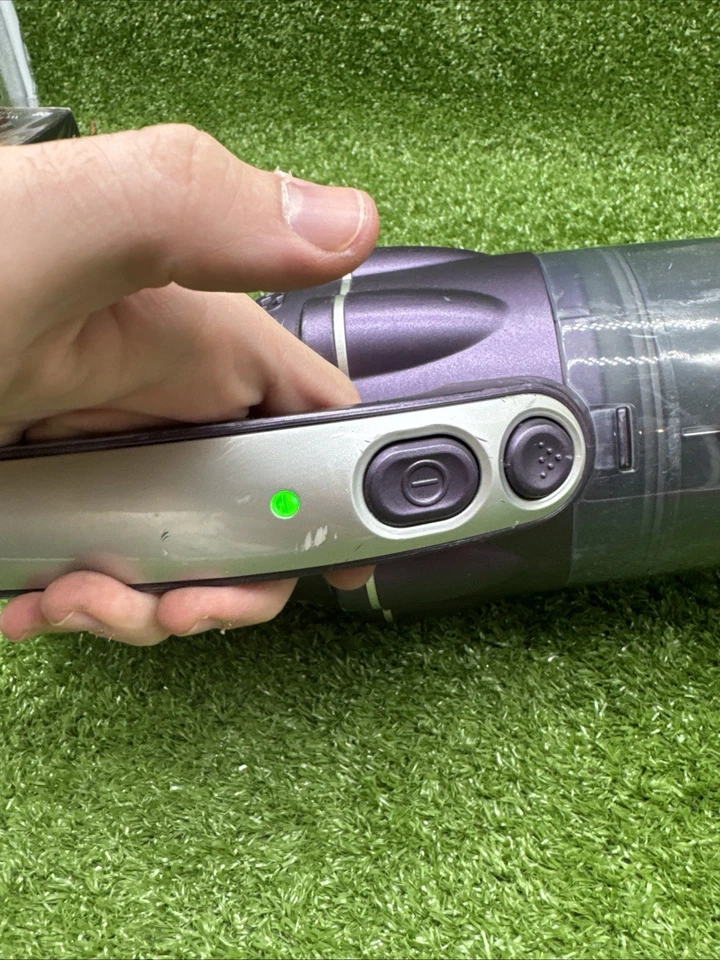 BISSELL Lift-Off 2-in-1 Cyclonic Vacuum. s4 - Image 2 of 4