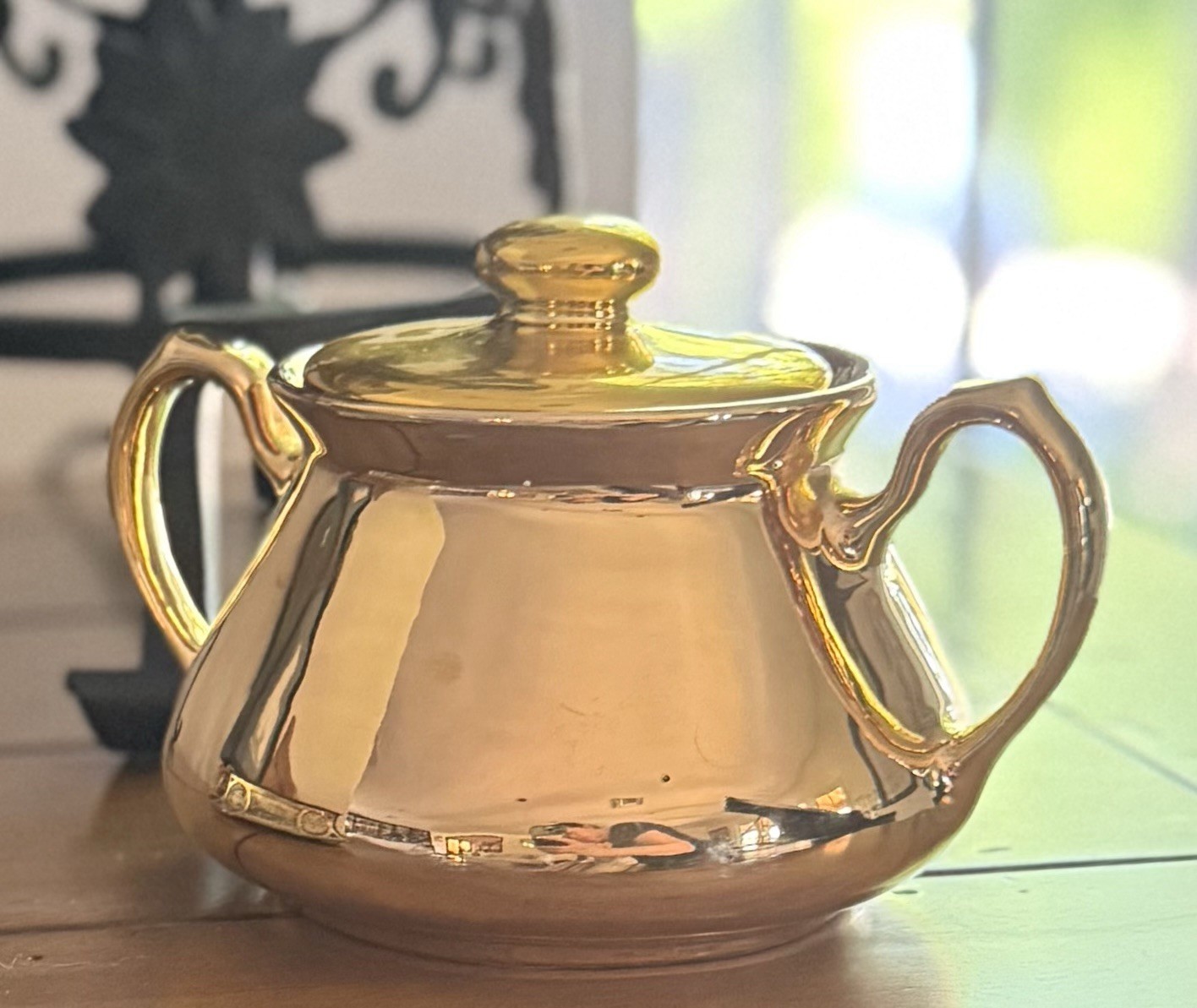 Vintage Collectible Hall China "Golden Glo" 22-Carat Gold Finish Sugar Bowl