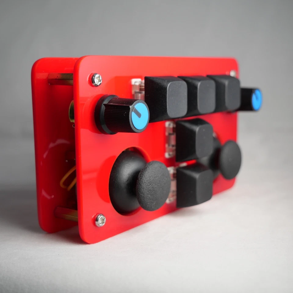 madMidi Acrylic Wireless Midi Controller - Image 2 of 4