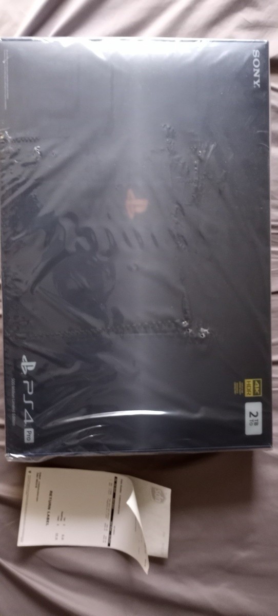 その他 PS4 Pro 500 Million Limited Edition 61mAaaWLCdL._UF1000,1000_QL80_.jpg