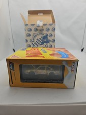 1:64 ACTION 2002 3 NILLA WAFERS NUTTER BUTTER DALE EARNHARDT JR COOKIE BOX NCF