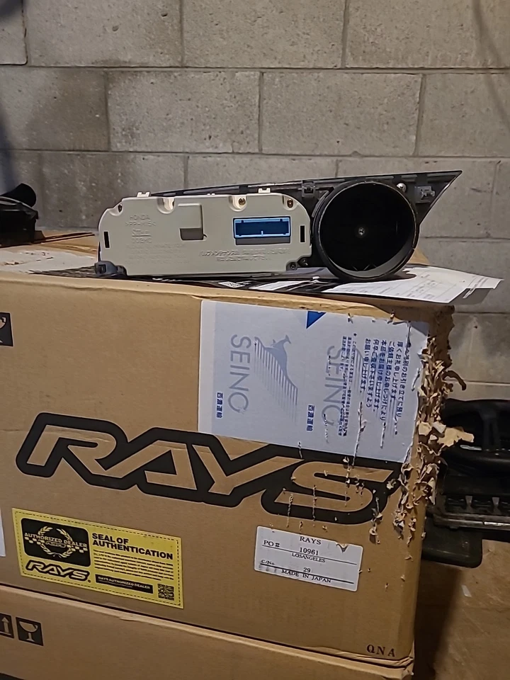 2002-2006 Acura RSX AC Heater Temperature Climate Control Unit With Vent OEM - Image 2 of 4