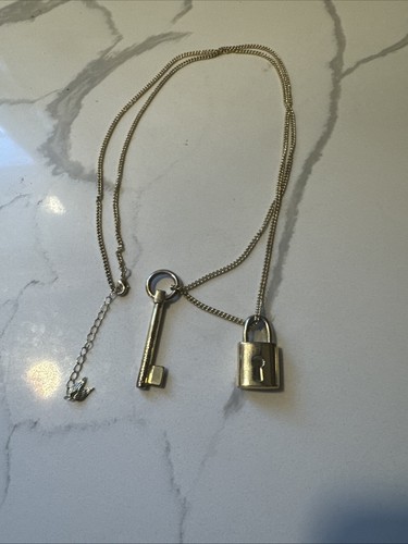 Victoria's Secret Gold Tone 42-in Long Oval Link Chain Logo Key Pendant Necklace
