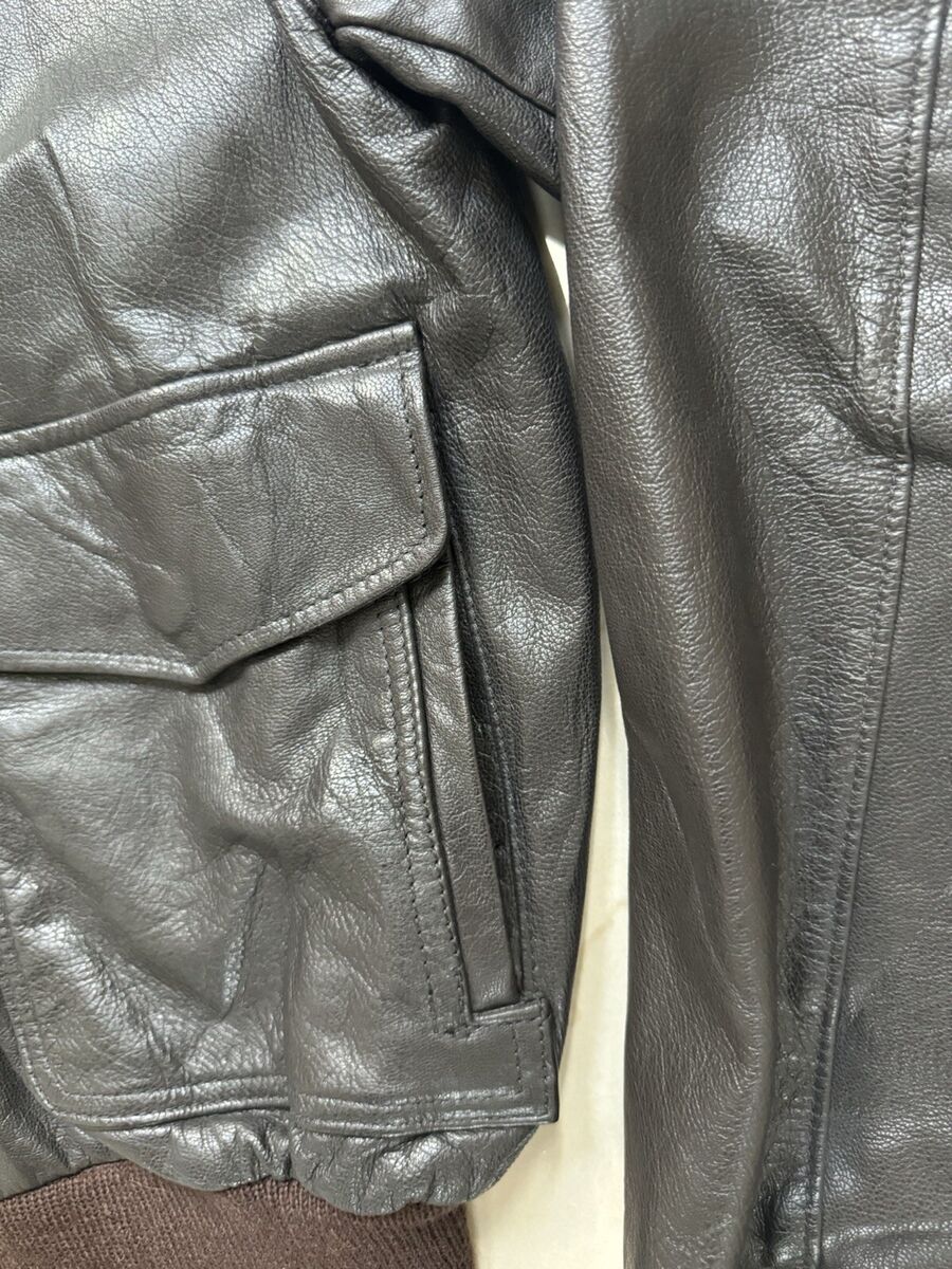 Vintage LL Bean Leather Bomber Jacket SIZE 40 Made In USA Vintage LL Bean Leather Bomber Jacket SIZE 40 Made In USA