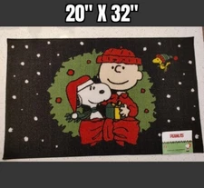 Peanuts Snoopy & Charlie Brown Wreath Christmas Holiday Decorative Rug Mat 20x32