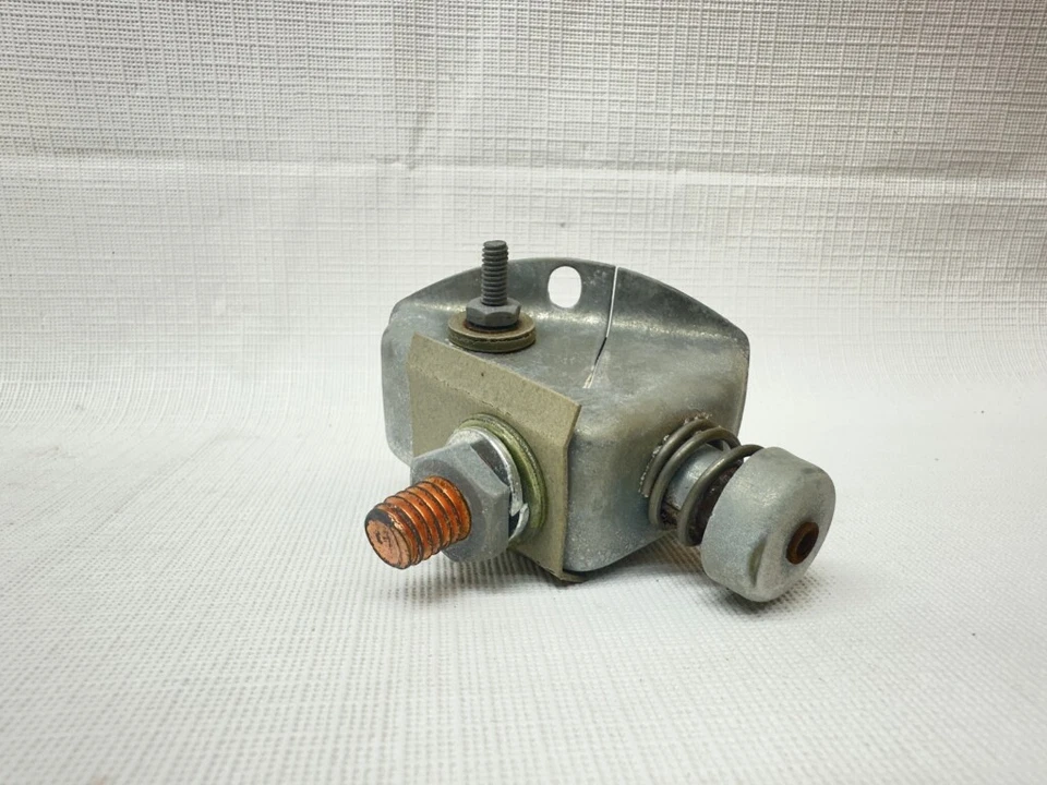 Interruptor de arranque DR-149 1955-1959 camioneta Chevrolet y GMC 6 cilindros Std 57 NORS DR-149 hecho en EE. UU. Foto 3 de 4