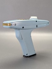 Playmates Classic Star Trek Movie Series Starfleet Phaser 1996 - No. 16081