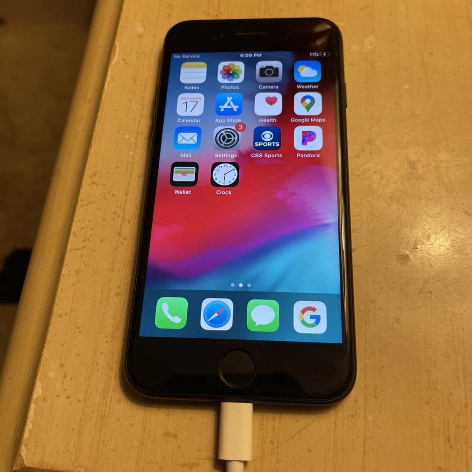 Apple iPhone 5s 16GB Unlocked Smartphone Pre-owned, Great Condition Black - Image 3 of 3