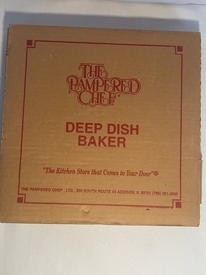 PAMPERED CHEF Deep Dish Baker - Old Style - # 4435 Now # 1390 -Retired New