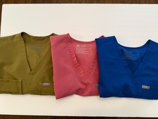 3 Figs Technical Collection Womens V Neck Scrub Top Size XS