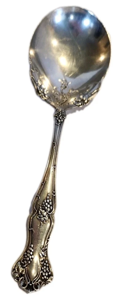 ROGERS BROS UVA XS Antigua Triple Plateado Baya/Cuchara de Postre 1847  Foto 2 de 4