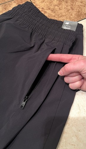 Neu mit Etikett New Balance Standard schwarze Herrenshorts 5 Zoll Schrittlänge Gr. XL Laufen aktiv - Bild 10 von 24