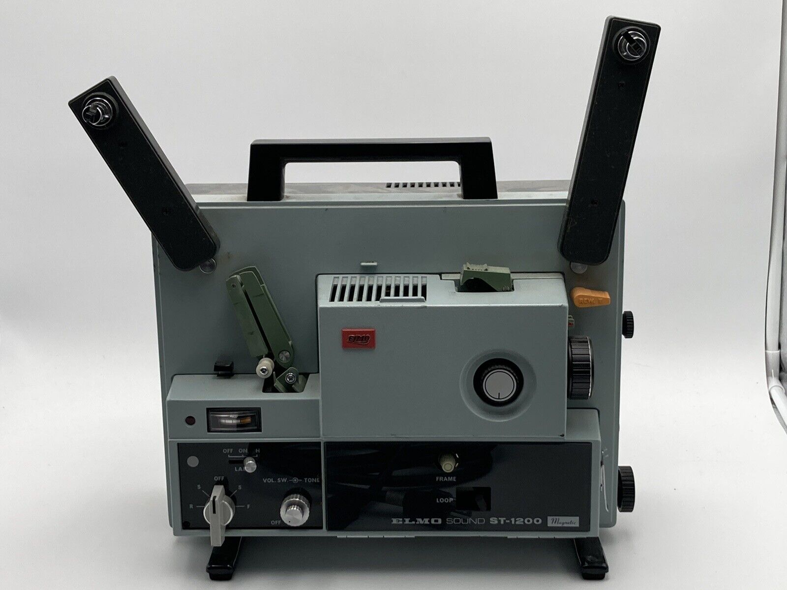 Projetor de Filme de Som ELMO ST-1200 Super-8 Feito no Japão Liga Precisa  de Cinto