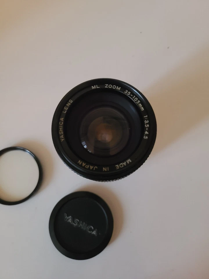 Yashica ML Zoom 35-105mm f/3.5-4.5 Lens C/Y Mount Japan w/ Caps & 55mm Filter - Image 2 of 4