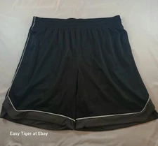 The Foundry Supply Co Men’s 2 Pockets Ventelated Black Athletic Shorts 2XL USA.