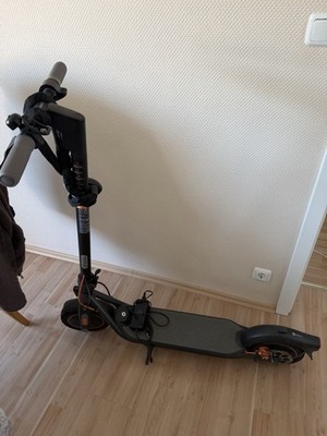 Ninebot by Segway F20D E-Scooter Top Zustand