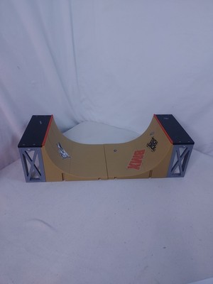 Spin Masters Tech Deck Ultimate Half Pipe Ramp Set No Connectors Great Condition
