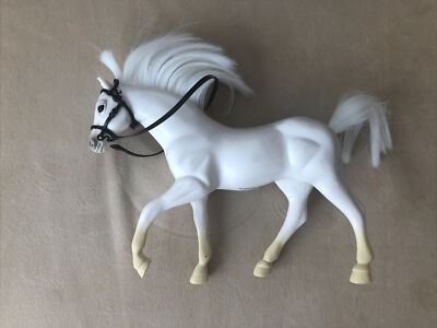 Battat Our Generation Lori White Camarillo Horse for 6'' Dolls