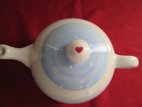 CRATE and BARREL WINTER SNOW PEOPLE TEAPOT 48 oz *NEW* - Picture 6 of 12