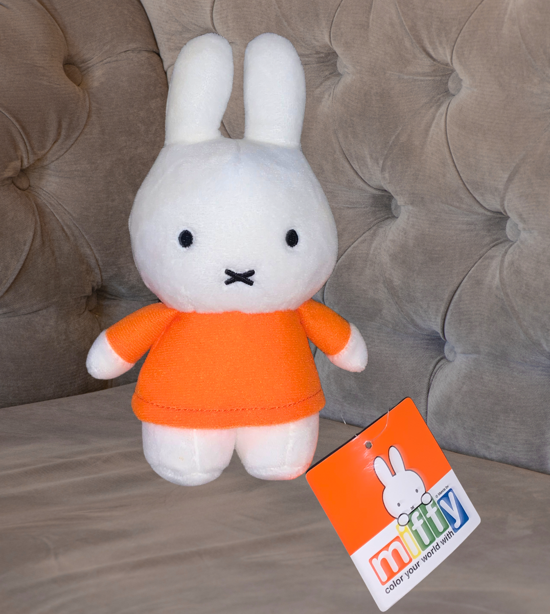 ⭐︎未使用⭐︎ミッフィー　ぬいぐるみ 大 Dick Bruna オレンジドレス s-l1200.png