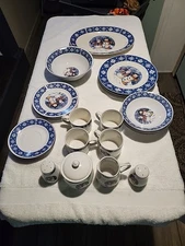 Complete Crofton 26 Piece Set Christmas Theme Dish Ware.