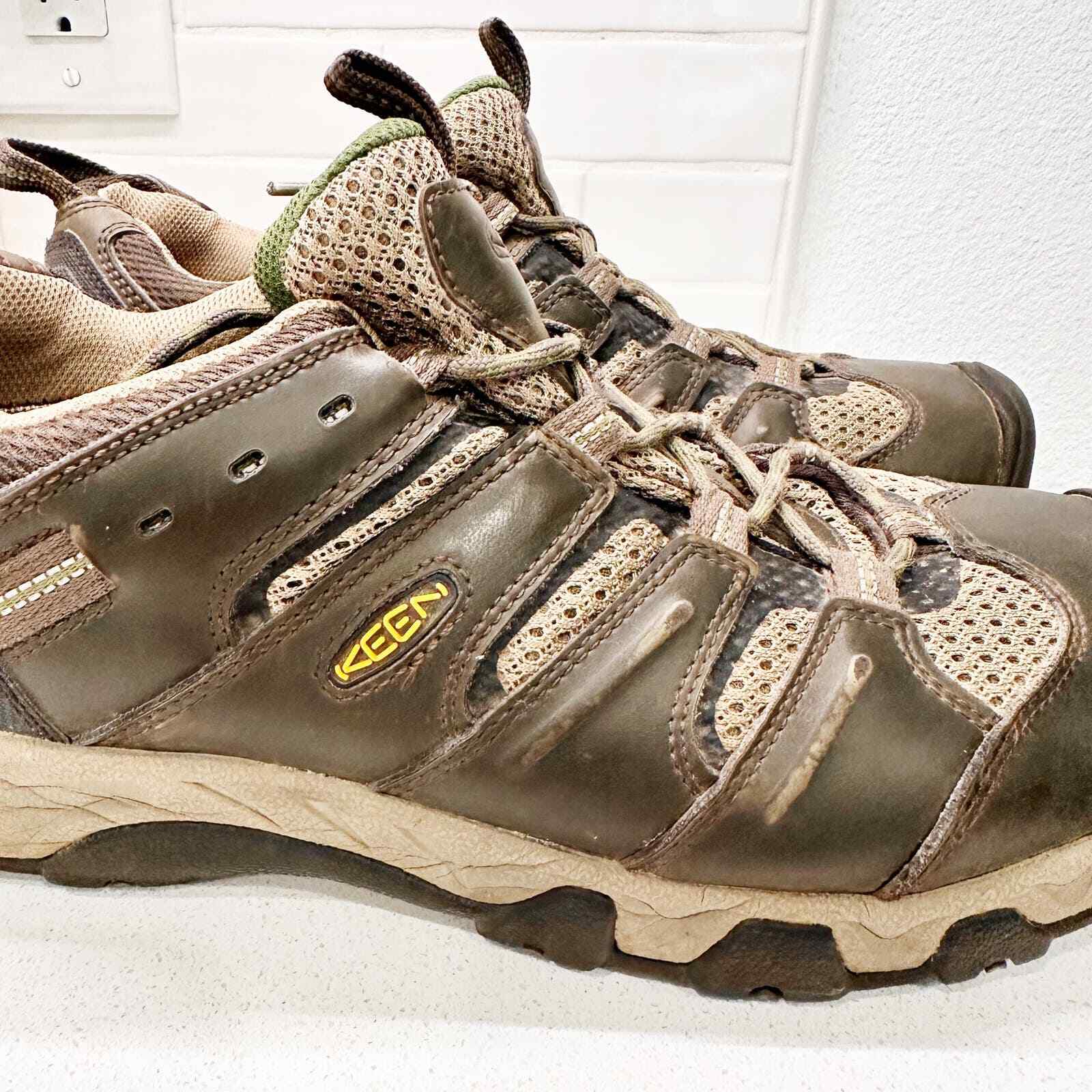 Scarpe impermeabili Koven Hiking Athletic Chukka da donna Keen taglia 10