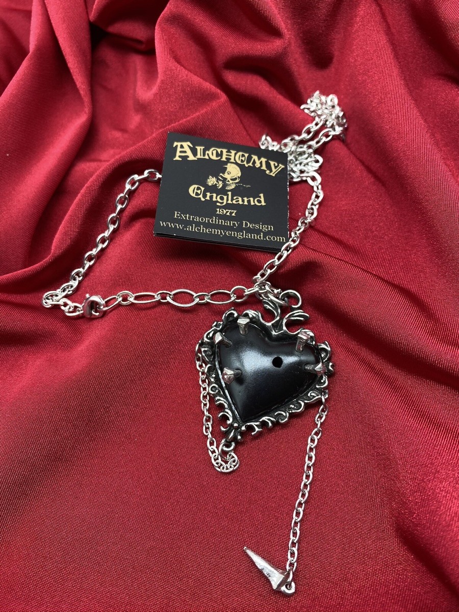 Alchemy P855 Witches Heart Necklace Gothic Pendant Black 21