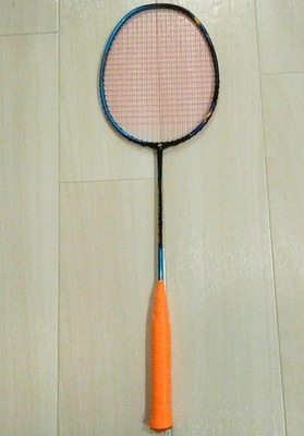 YONEX Astrox 77 3UG5 badminton racket MultiCollar With gut Used Very Good Japan