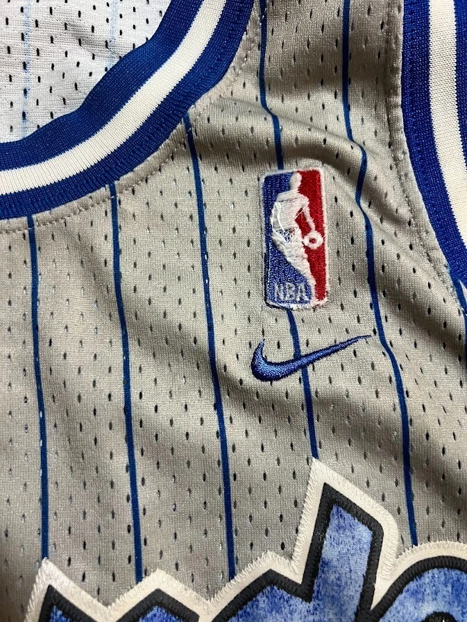 Camiseta deportiva Nike Orlando Magic Tracy McGrady #1 Rewind 1995 para hombre XL gris a rayas Foto 4 de 4