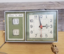 VINTAGE TIME 'N' DATE FLIP CLOCK S37- A MODEL MADE IN THE USA Works, see Video.