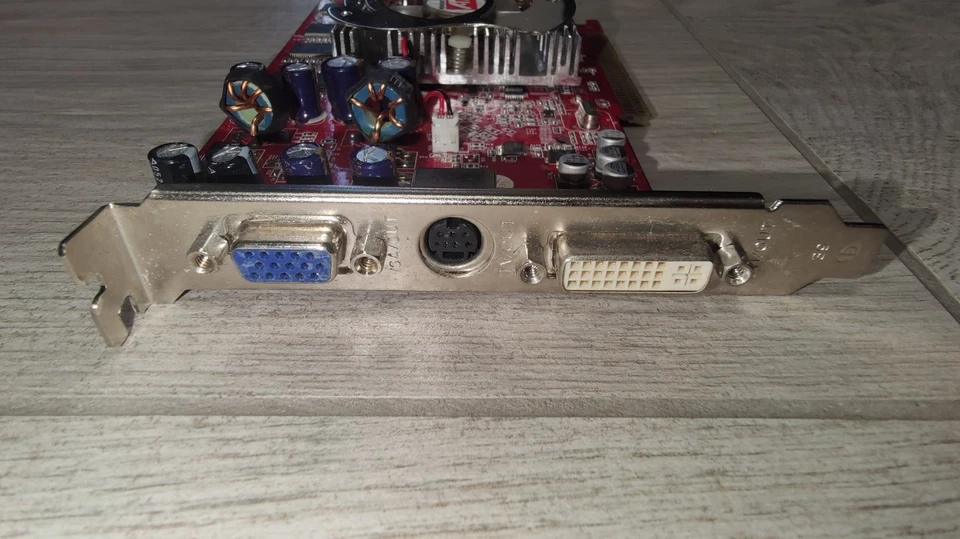 SCHEDA VIDEO ATI AMD PALIT RADEON 9800 PRO 256MB DDR AGP 8X VGA DVI S-VIDEO - Imagen 2 de 4