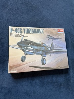 Academy 1/48 P-40C ''FLYING TIGERS'' TOMAHAWK USAAF Plastic Model kit Toy #12280