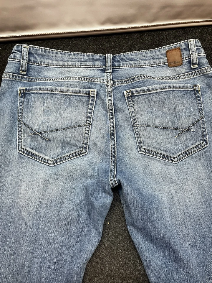 BKE Stella 牛仔紧身浅蓝色牛仔裤 30 R 实际尺寸 31W 30L — 第 3/4 张图片