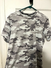 Gymshark Men's M Gray Camo Crew Neck Short Sleeve Breathable Logo T-Shirt