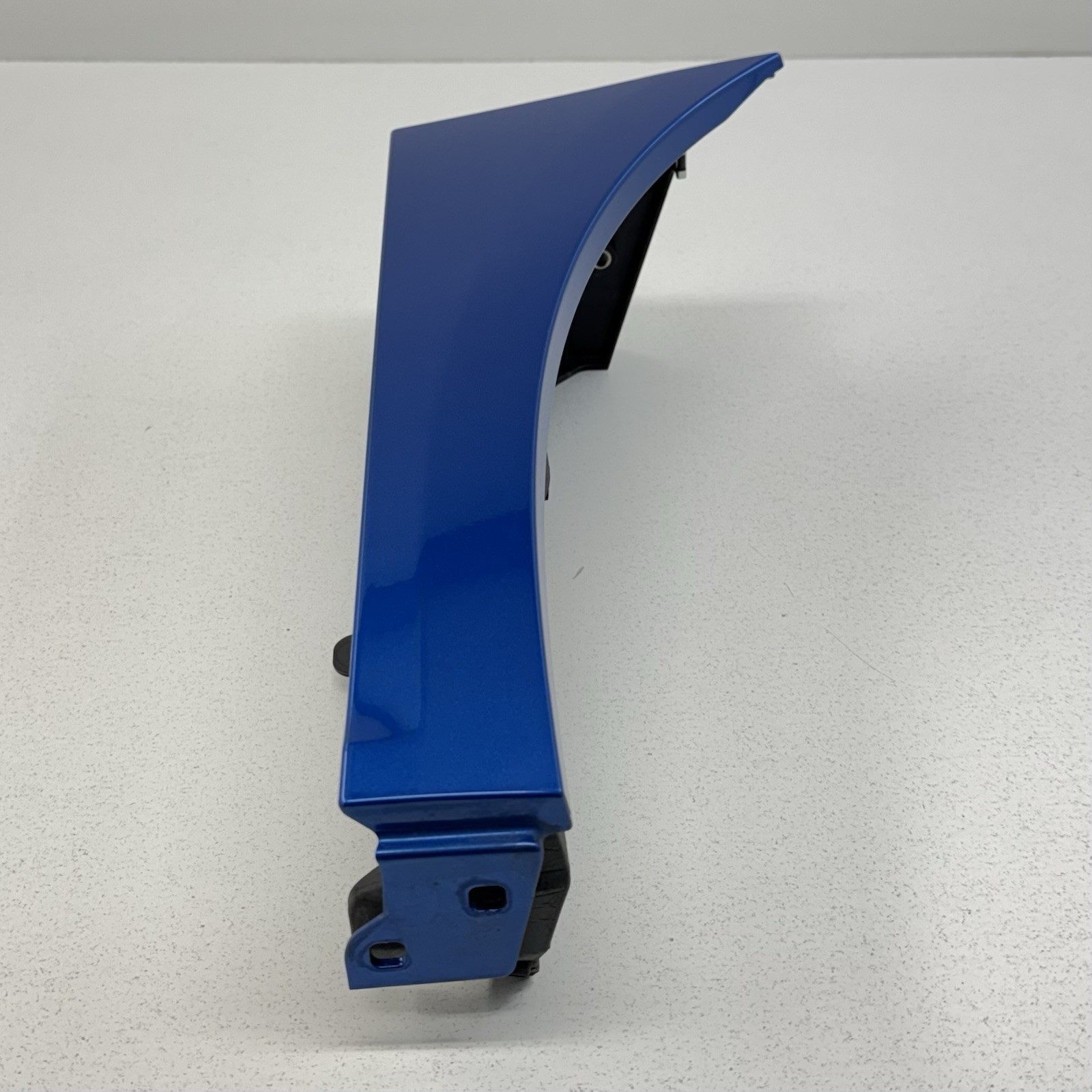 17-23 Audi R8 Passenger Right Front Fender Panel Complete Ara Blue OEM