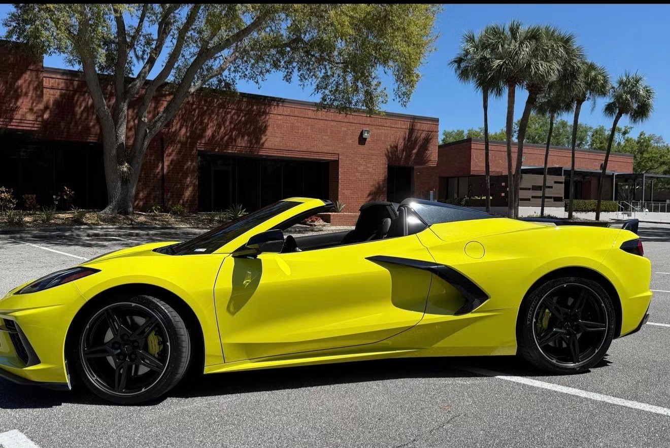 2021  Chevrolet Corvette   | C8 Corvette Photo 3