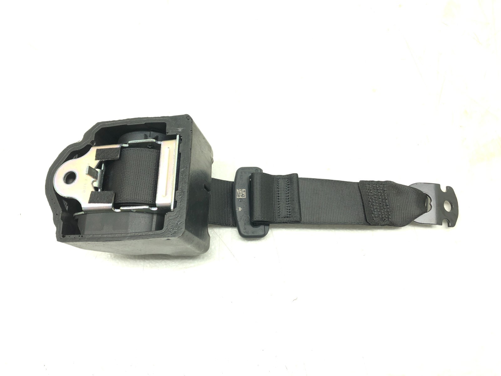 2017-2020 MASERATI LEVANTE LEFT DRIVER REAR SEAT BELT RETRACTOR W/ BUCKLE OEM