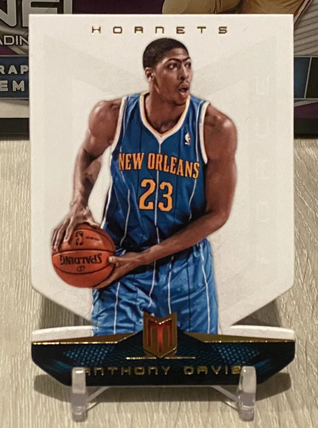 ANTHONY DAVIS ROOKIE RC /25 DIE-CUT  SSP RARE 2012-13 Panini Momentum PACK FRESH