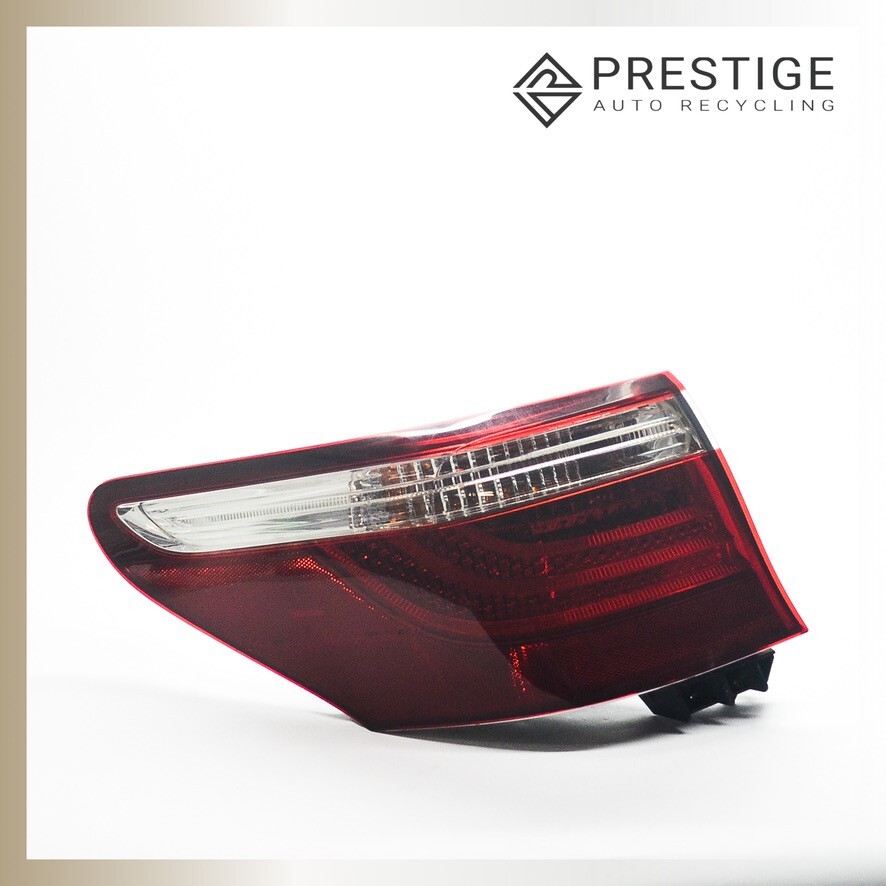 2007-2009 Lexus LS460 Left OEM Tail Light Assembly 81561-50160