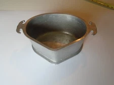 Vintage Guardian Service Ware Aluminum Triangle Heart Shaped Pot Roaster  NO LID