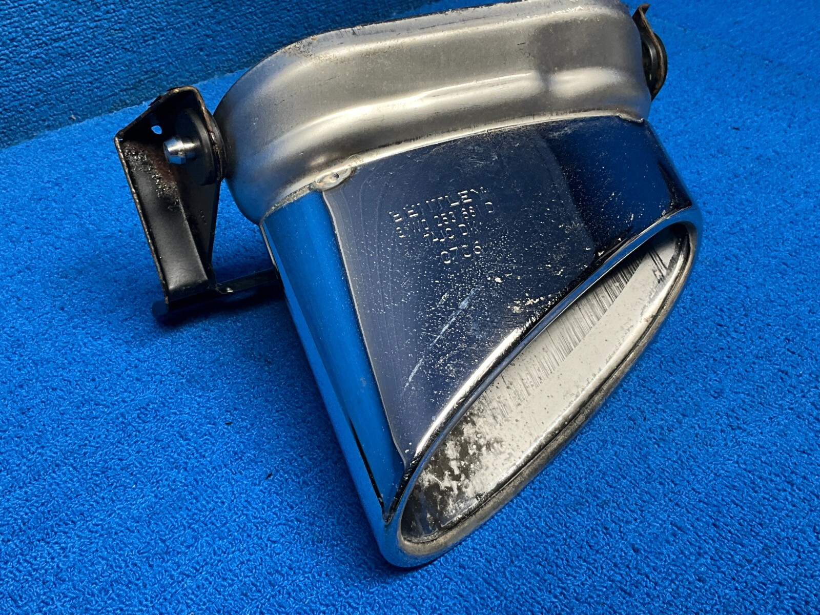 2006-2010 BENTLEY CONTINENTAL GTC REAR LEFT SIDE EXHAUST MUFFLER TIP PIPE OEM