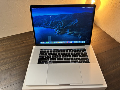 Apple Macbook Pro 15  (2018) - 2.2Ghz I7 6 Core, 16Gb RAM, Radeon Pro 555x
