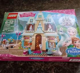 LEGO Disney: Arendelle Castle Celebration (41068)