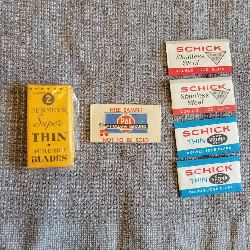 Vintage Double Edge Razor Blades- Penneys, Pal 'Sample', Schick (2Red-2Blue)