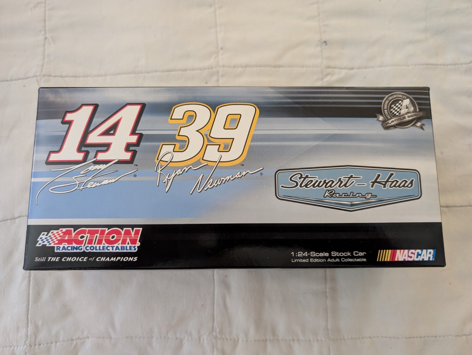 2010 Ryan Newman #39 Army Action Platinum Series 1:24 Chevy Impala Diecast
