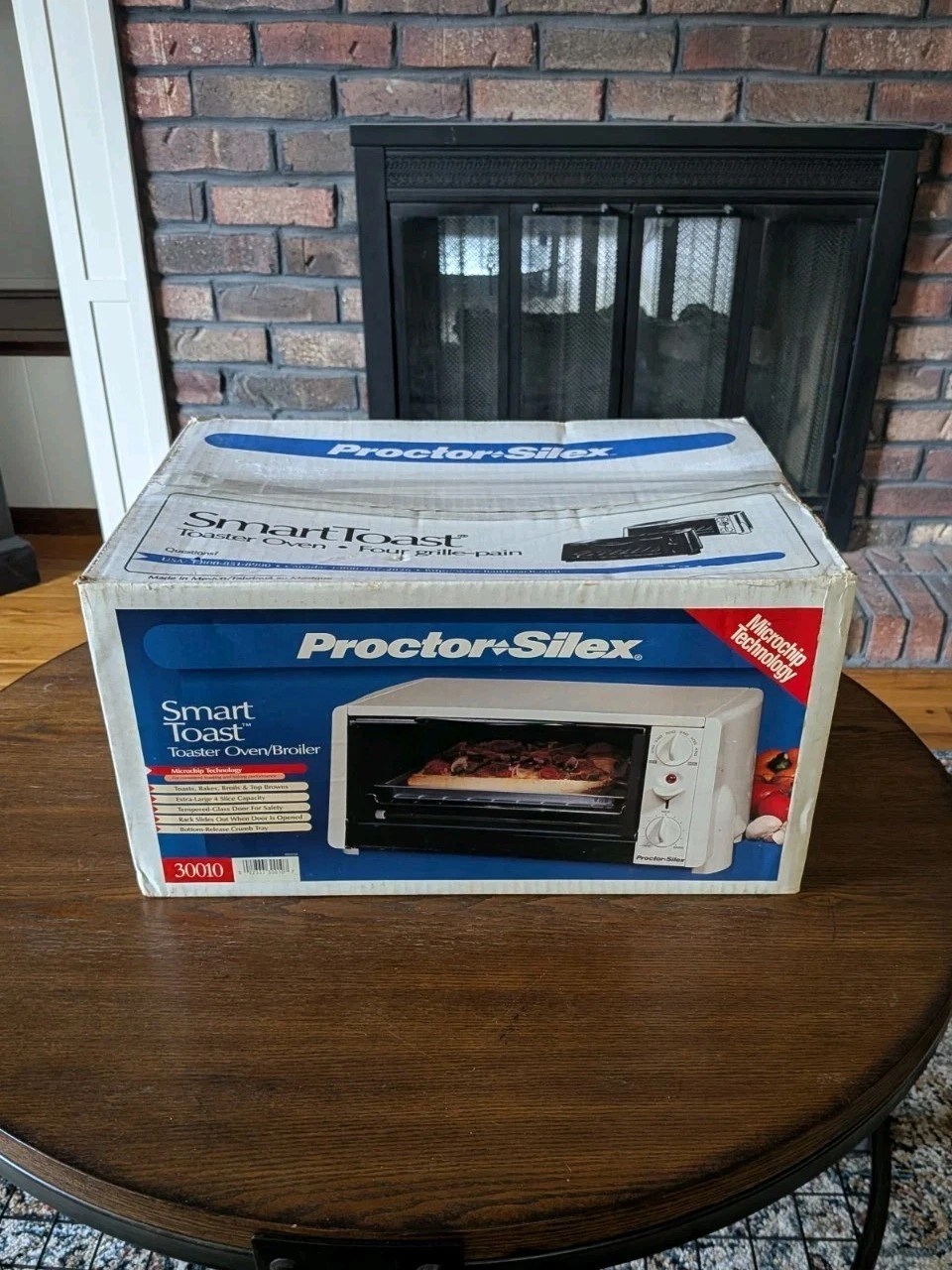 Vintage Proctor Silex Smart Toast Toaster Oven: Model 30010, White - 1999 (New)
Opens in a new windo