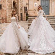 Modest Lace Appliqued Wedding Dress Crew Neck Bride Gown Long Sleeve Court Train