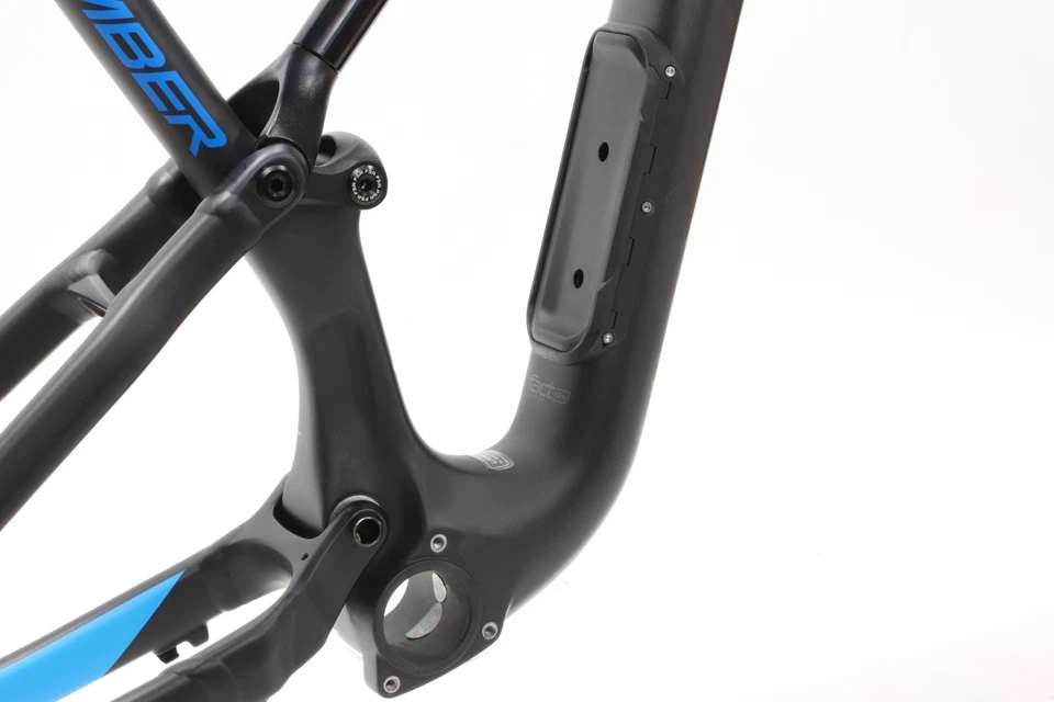 Cuadro Specialized Camber Comp Carbon 2017 27,5" mediano M carbono/azul 650b NUEVO Foto 2 de 4